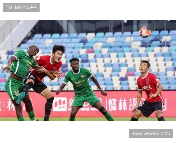 浙江绿城与成都蓉城官训日活动精彩回顾 浙里红精神再燃球迷热情 浙江绿城与成都蓉城官训日活动精彩回顾 浙里红精神再燃球迷热情