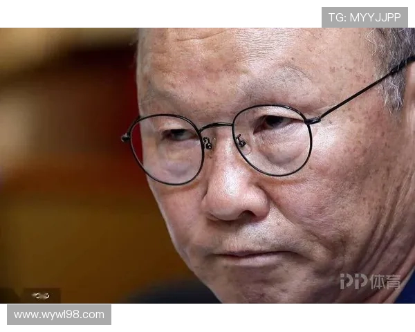 捷克主帅谈失利：输给弱队并非耻辱 勇于挑战强队才是关键