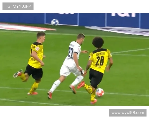 季维加瓦、藤田让瑠奇马首发 克拉马里奇、曹法尔出战 季维加瓦、藤田让瑠奇马首发 克拉马里奇、曹法尔出战