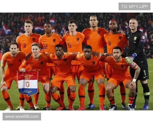 斯豪滕领衔荷兰球队创造46年奇迹欧战单场豪取六球展现进攻盛宴 斯豪滕领衔荷兰球队创造46年奇迹欧战单场豪取六球展现进攻盛宴